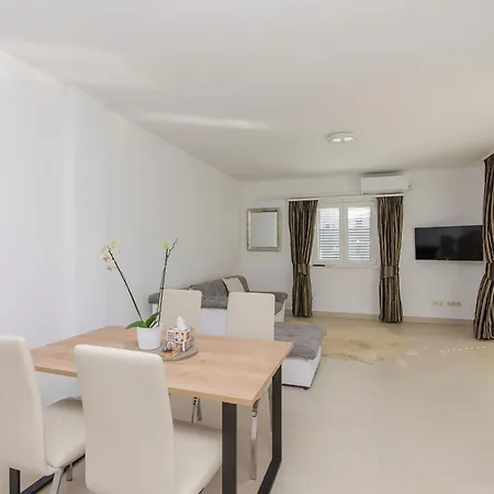 Quokka Lejlighed Tribalj