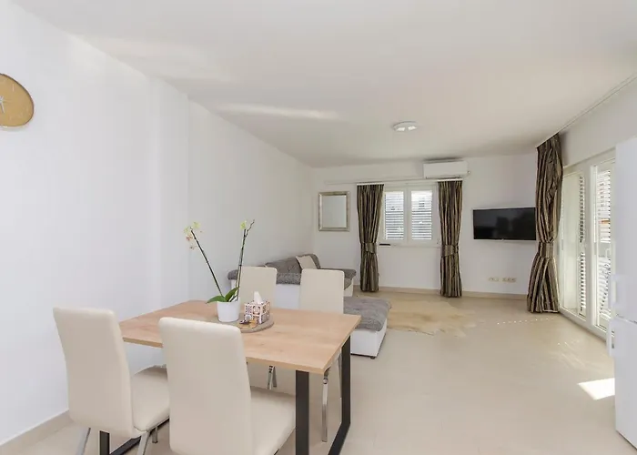 Quokka شقة Tribalj